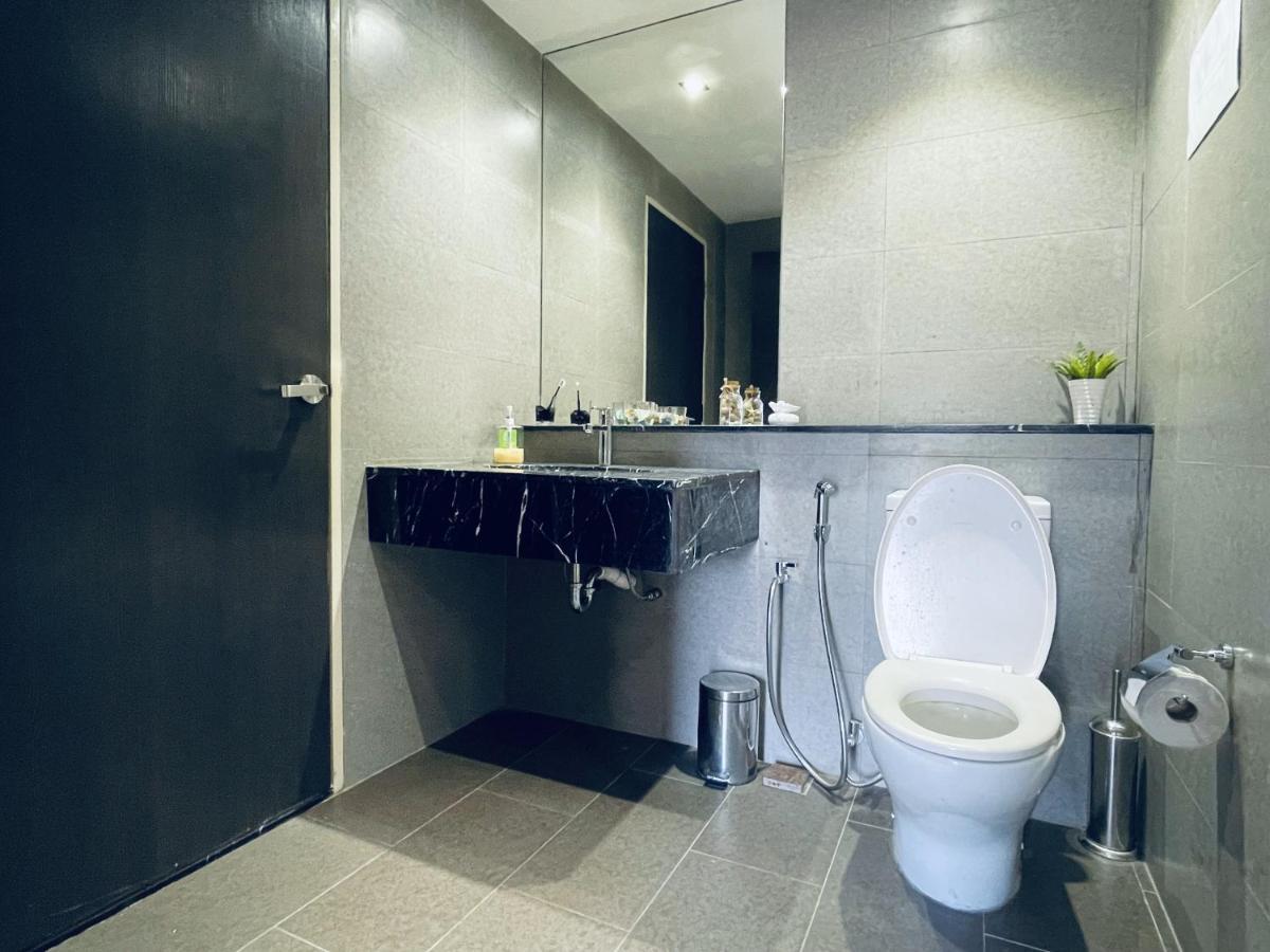 B.Suites 21 Kota Kinabalu Eksteriør bilde