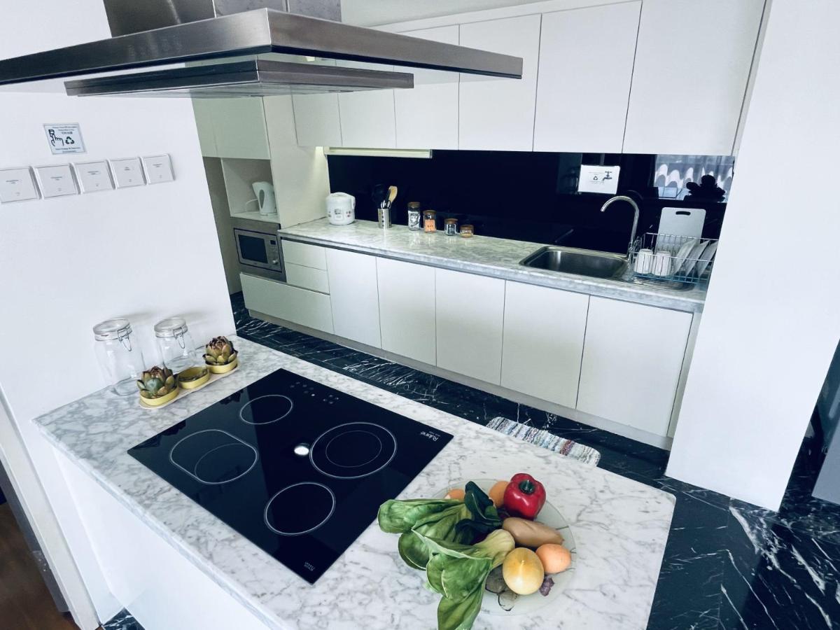 B.Suites 21 Kota Kinabalu Eksteriør bilde