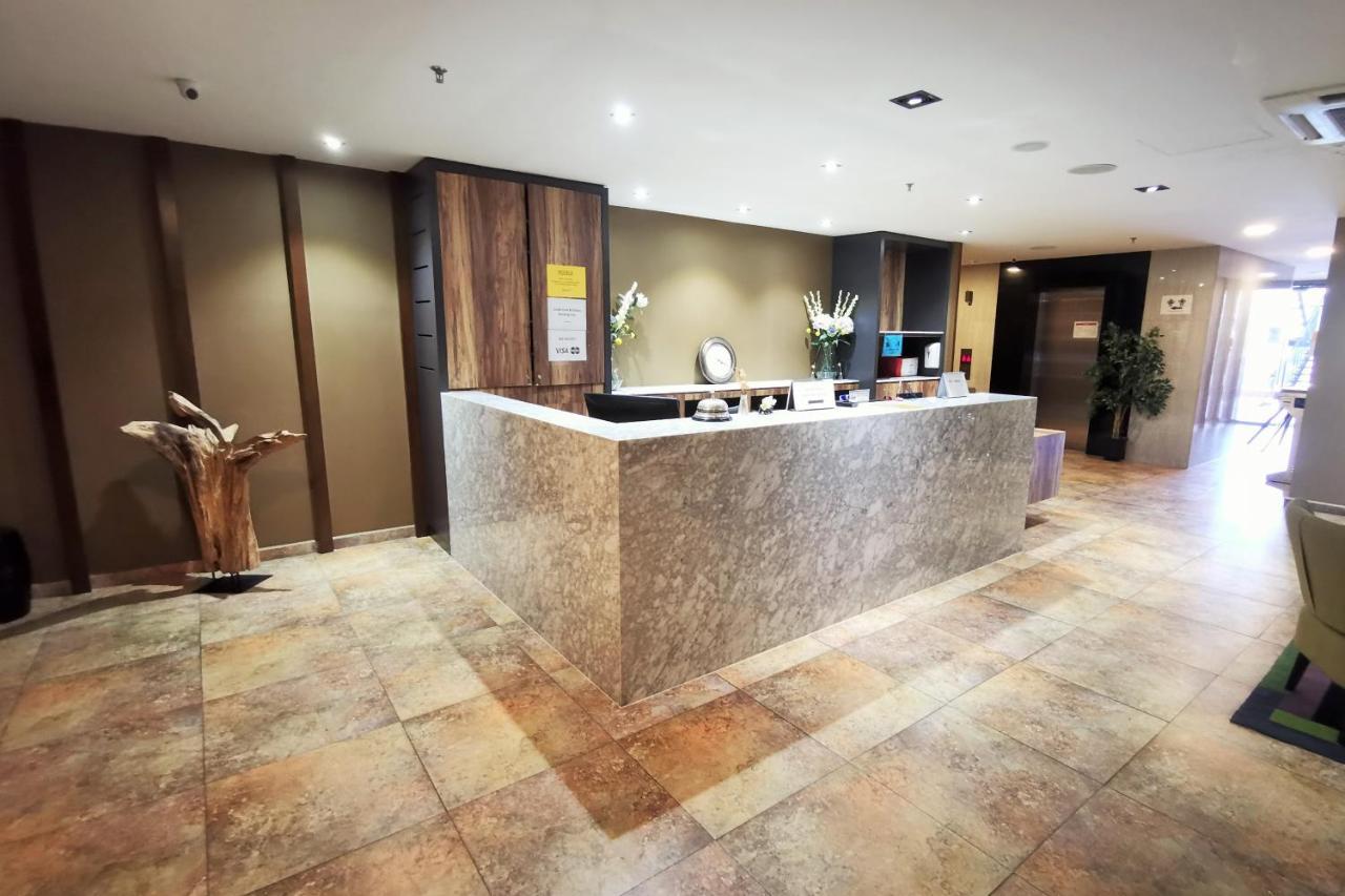 B.Suites 21 Kota Kinabalu Eksteriør bilde